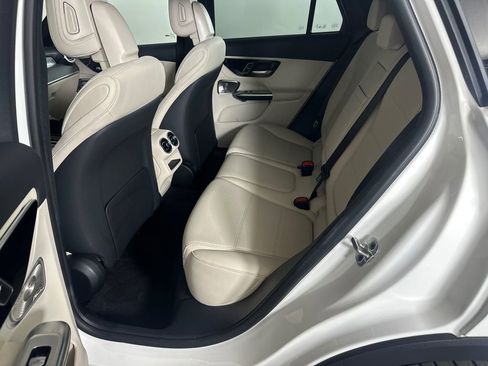 Certified 2026 Mercedes-Benz GLC 300 4MATIC image 23