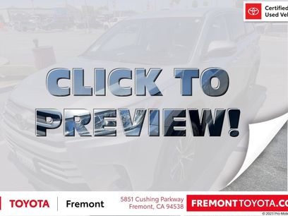 Used 2019 Toyota Highlander LE