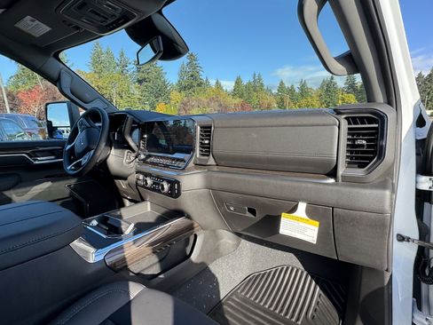 New 2026 Chevrolet Silverado 3500 LT w/ Trail Boss Package image 8