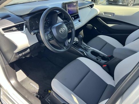 Used 2023 Toyota Corolla LE w/ Carpet Mat Package (TMS) image 5