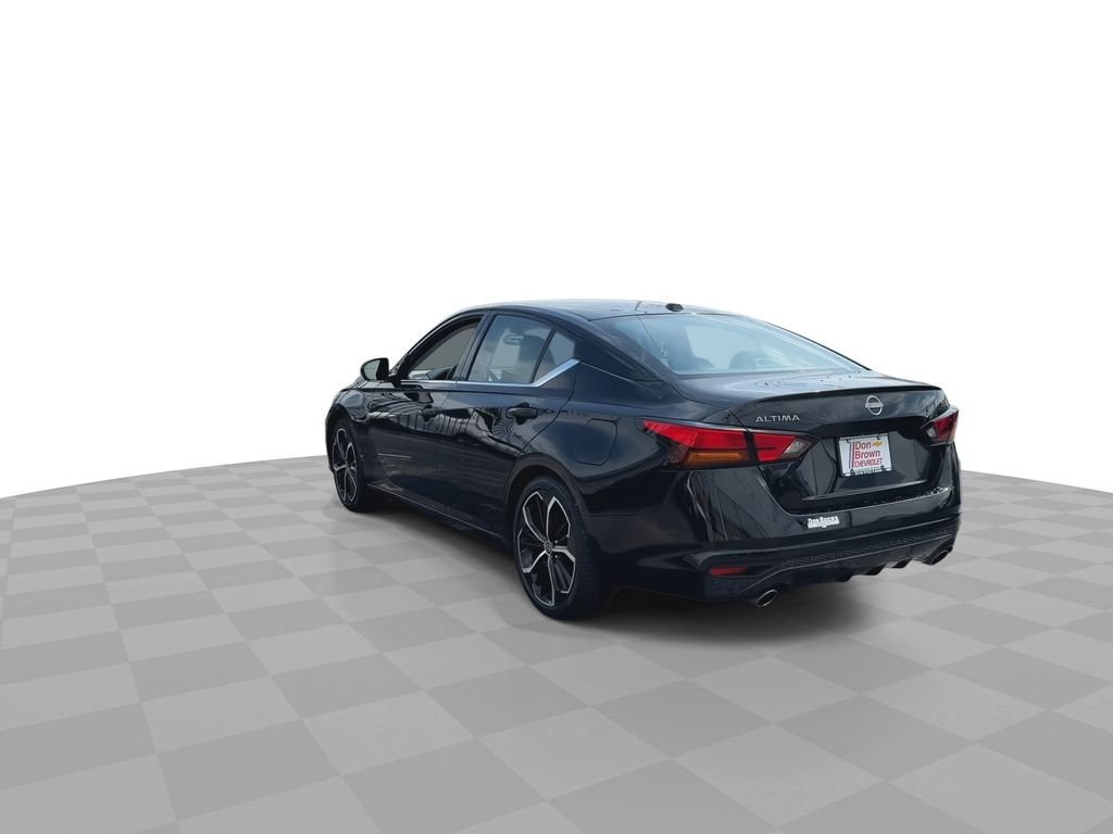 Used 2024 Nissan Altima 2.5 SR FWD image 40