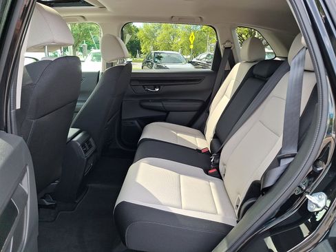 Used 2024 Honda CR-V EX image 10