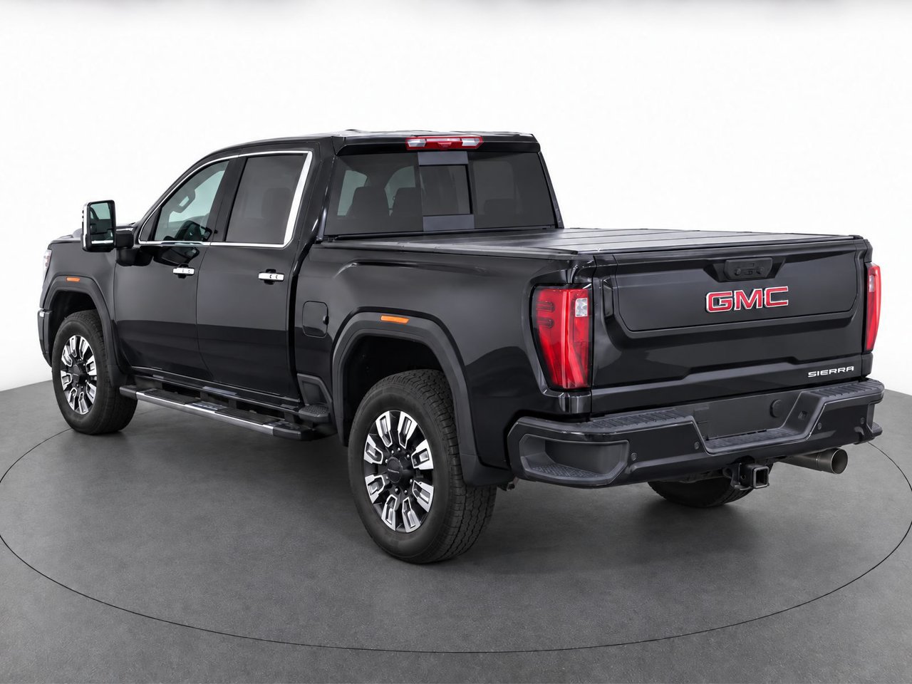 Used 2025 GMC Sierra 3500 Denali w/ Denali Reserve Package AWD/4WD image 3