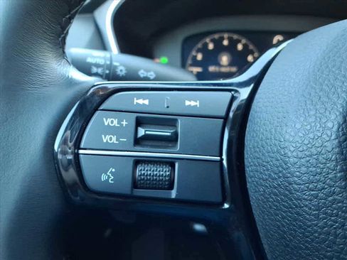 Certified 2023 Acura Integra image 18