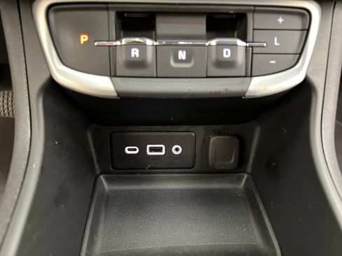 Used 2024 GMC Terrain SLE AWD/4WD image 52