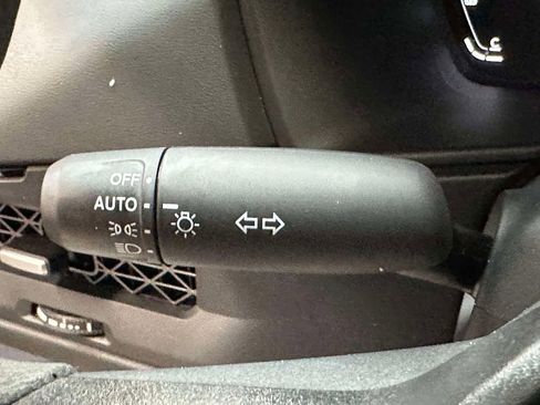 Used 2024 Honda Accord EX image 29
