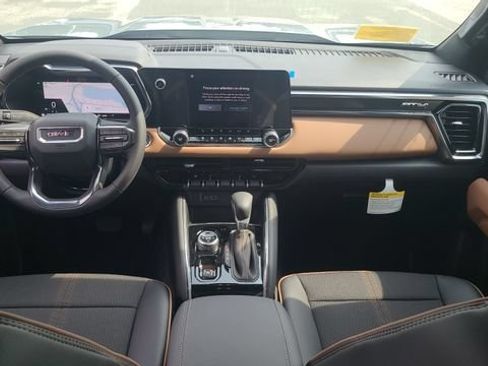 New 2026 GMC Canyon AT4 AWD/4WD image 20