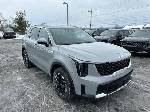 New 2026 Kia Sorento S image 3