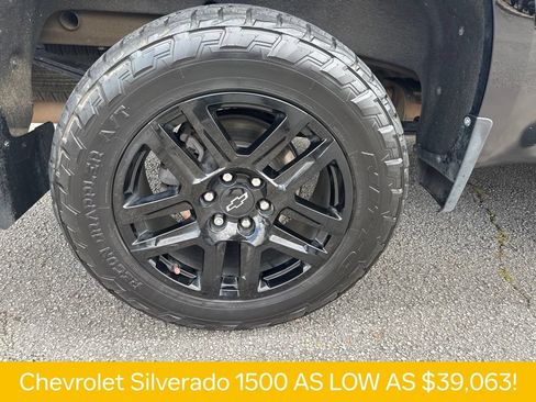 Used 2022 Chevrolet Silverado 1500 LT Trail Boss w/ LT Trail Boss Premium Package AWD/4WD image 35
