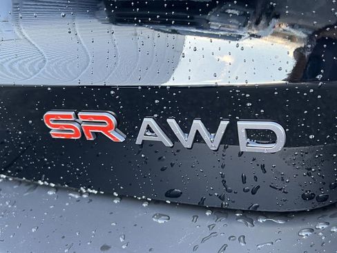 New 2025 Nissan Kicks SR w/ Illumination Package image 10