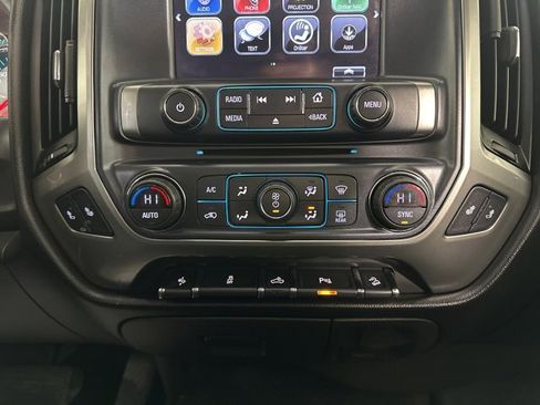 Used 2018 Chevrolet Silverado 1500 LT w/ All Star Edition image 16