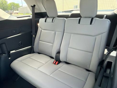 New 2026 Ford Explorer Active w/ Active Comfort Package AWD/4WD image 12