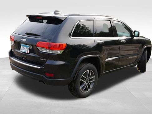 Used 2019 Jeep Grand Cherokee Limited AWD/4WD image 3