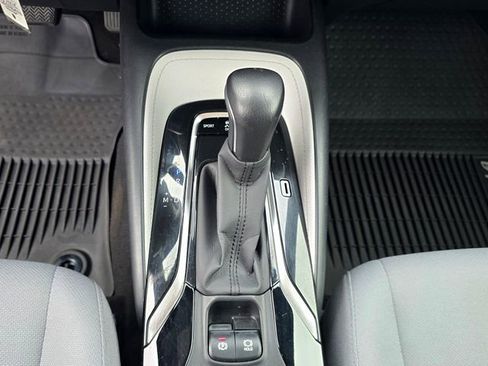 Used 2020 Toyota Corolla SE image 14