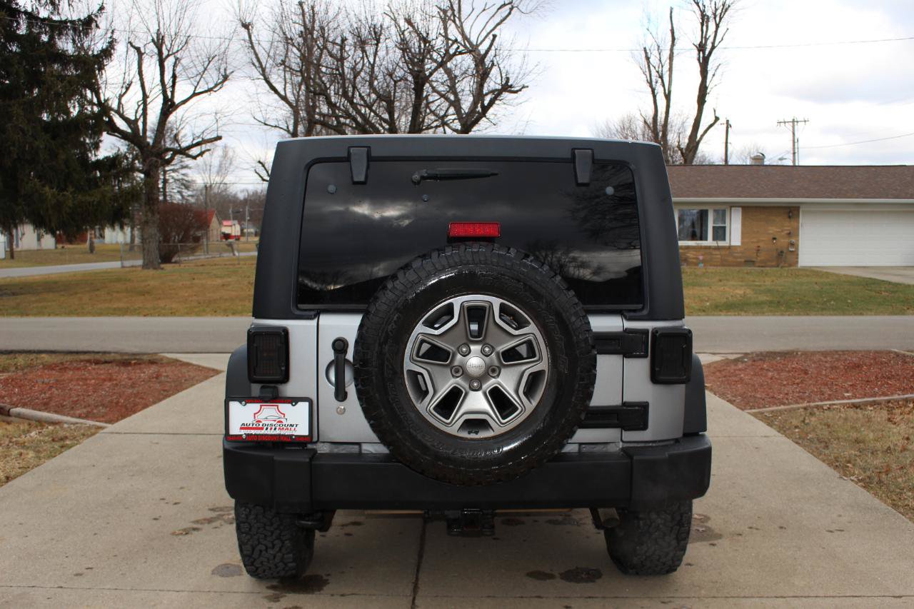 Used 2016 Jeep Wrangler Unlimited Rubicon AWD/4WD image 8