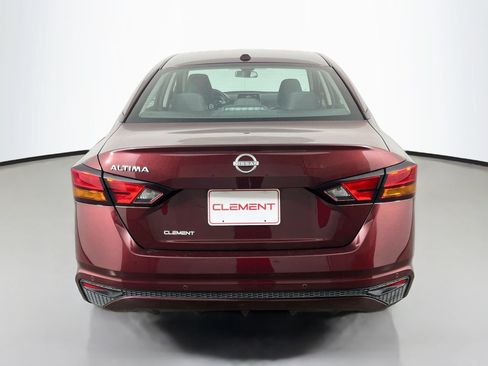 Used 2025 Nissan Altima 2.5 SV FWD image 6