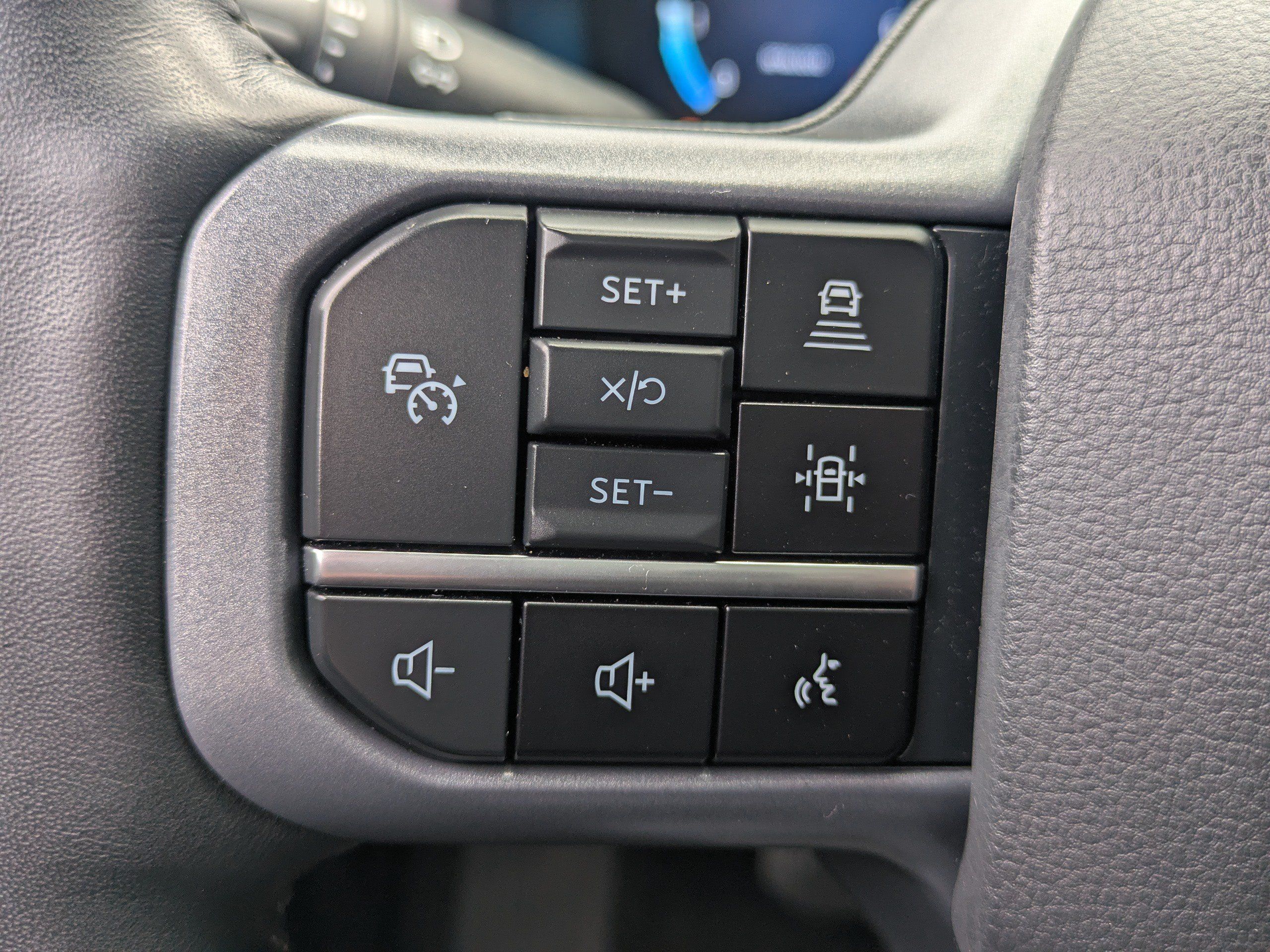 Used 2024 Ford F150 Lariat w/ Equipment Group 502A High AWD/4WD image 26