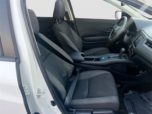 Used 2022 Honda HR-V EX image 27