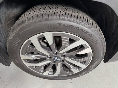 Used 2025 Subaru Forester Touring w/ Touring Package AWD/4WD image 12