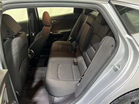 Certified 2018 Chevrolet Malibu LT FWD image 16