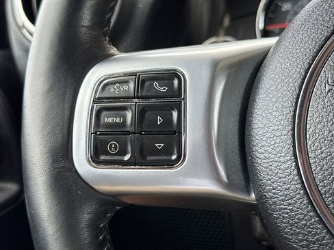 Used 2016 Jeep Wrangler Unlimited Rubicon AWD/4WD image 28