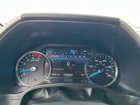 Used 2019 Ford F250 Lariat w/ Lariat Value Package image 22