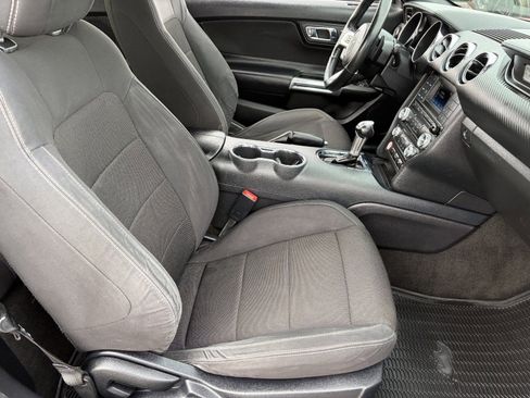 Used 2016 Ford Mustang Convertible RWD image 12