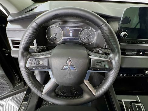 Used 2022 Mitsubishi Outlander SE AWD/4WD image 20