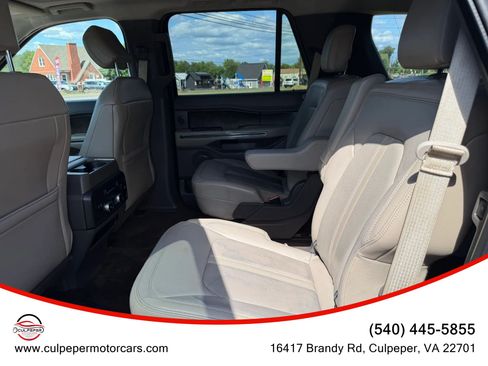 Used 2018 Ford Expedition Limited w/ Equipment Group 301A AWD/4WD image 10