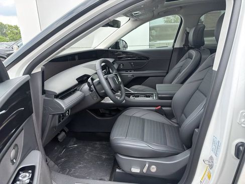 New 2026 Lincoln Nautilus Reserve AWD/4WD image 5