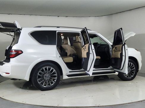 Used 2021 Nissan Armada Platinum w/ Captain's Chairs Package image 12