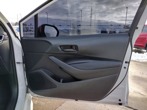 Used 2022 Toyota Corolla LE image 24