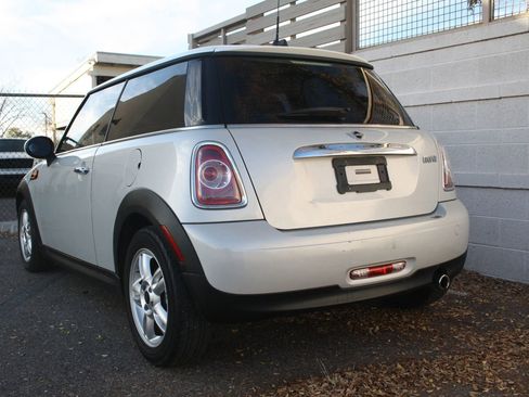 Used 2011 MINI Cooper Hardtop image 22