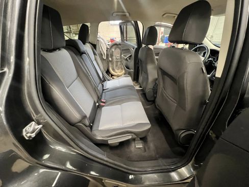 Used 2017 Ford Escape SE AWD/4WD image 15