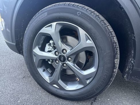 New 2026 Ford Escape ST-Line w/ Cold Weather Package AWD/4WD image 8