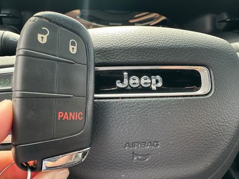 Used 2024 Jeep Compass Trailhawk image 47