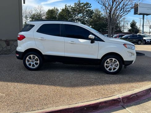 Used 2020 Ford EcoSport SE w/ SE Convenience Package image 6