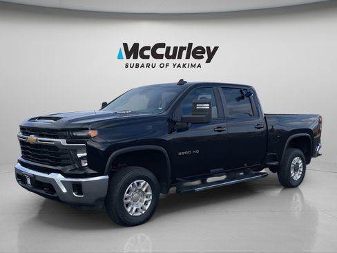 Used 2024 Chevrolet Silverado 2500 LT AWD/4WD image 1
