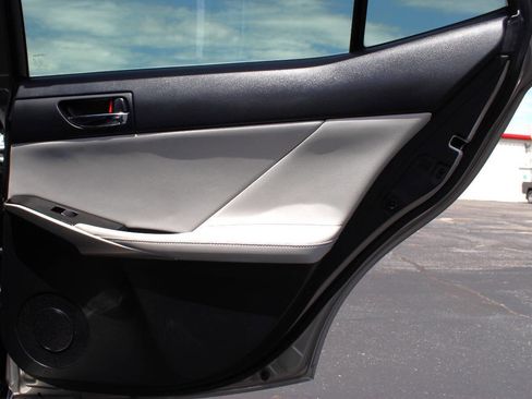 Used 2016 Lexus IS 200t w/ Navigation System Package image 12