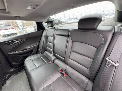 Used 2020 Chevrolet Malibu Premier image 11
