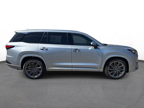 New 2026 Lexus TX 350 AWD image 2
