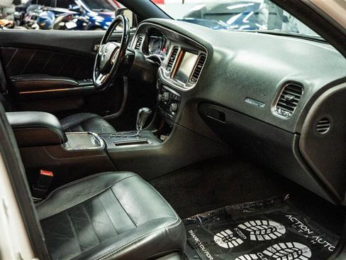 Used 2011 Dodge Charger R/T image 13