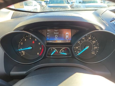 Used 2018 Ford Escape SE w/ SE Sport Appearance Package image 25