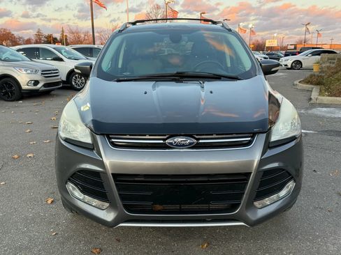 Used 2014 Ford Escape Titanium image 2