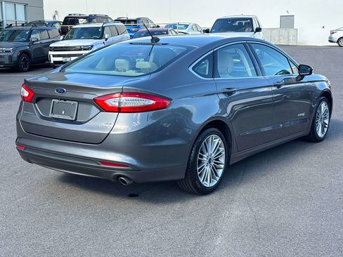 Used 2014 Ford Fusion SE w/ Equipment Group 502A image 5