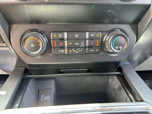 Used 2022 Ford F250 XLT w/ XLT Premium Package AWD/4WD image 31