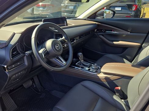 Used 2025 MAZDA CX-30 2.5 Turbo w/ Premium Package AWD/4WD image 12