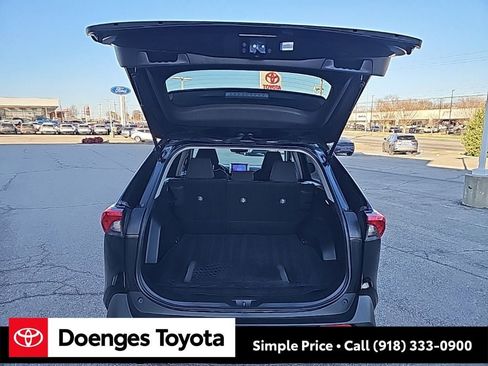 Used 2025 Toyota RAV4 LE image 17