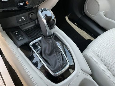 Used 2020 Nissan Rogue Sport SL w/ Premium Package FWD image 24