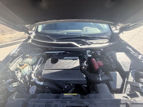 Used 2023 Nissan Rogue SV image 36